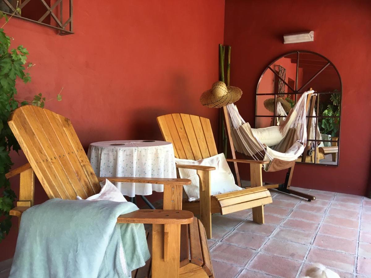 Готель Secret Garden Retreats Хускар Екстер'єр фото